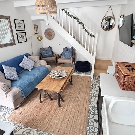 Smugglers Hideaway: Charming Fisherman's Cottage with Harbour View St Ives  Exterior photo