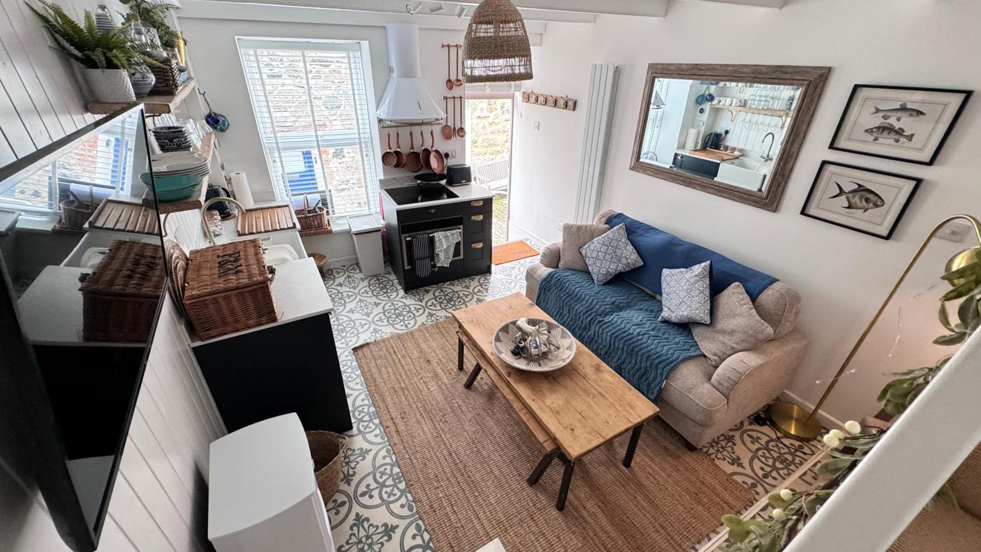 Apartment Smugglers Hideaway: Charming Fisherman's With Harbour View